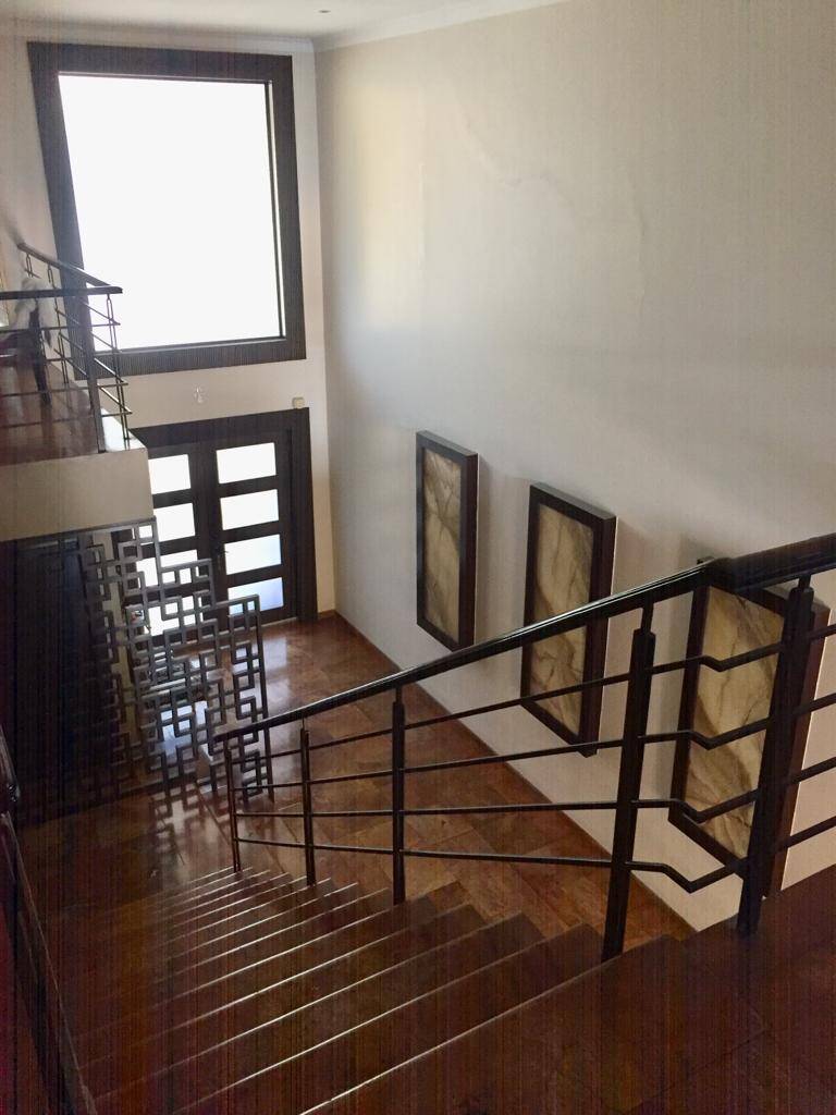 Casa en Primeros Kilóm con Vista Al Rio de Alquiler $4000 y Venta $750.000