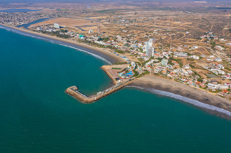 DEPARTAMENTO EN LA PLAYA DE VENTA PUNTA BLANCA