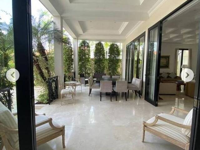 #1170 - Casa para Venta en Guayaquil - G
