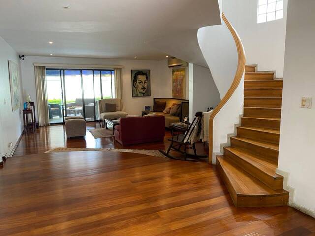 #1209 - Casa para Venta en Guayaquil - G