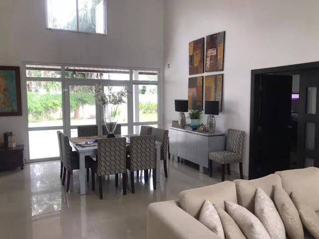 #1240 - Casa para Venta en Guayaquil - G