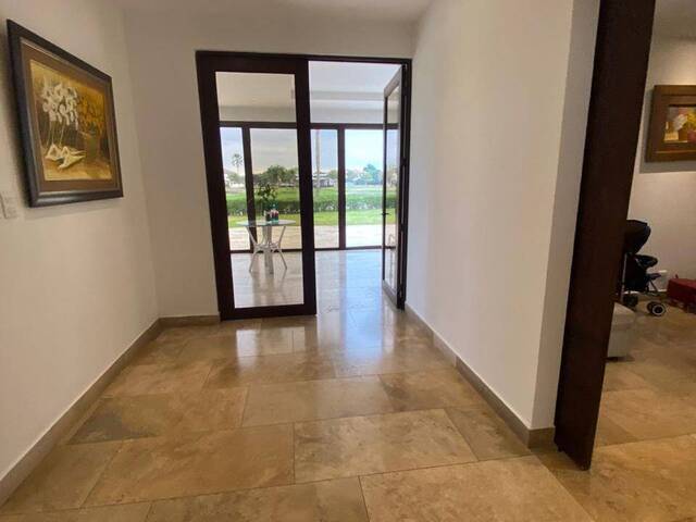 #1241 - Casa para Venta en Guayaquil - G
