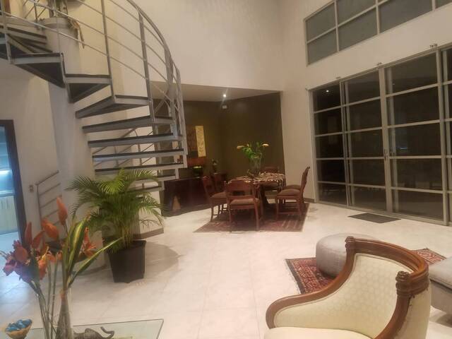 #1263 - Casa para Venta en Guayaquil - G