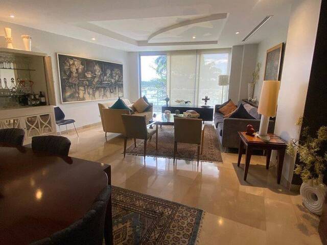 #1272 - Departamento para Venta en Guayaquil - G