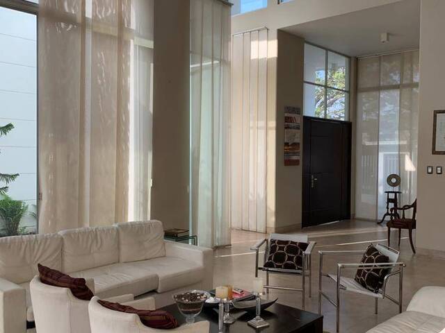 #1276 - Casa para Venta en Guayaquil - G