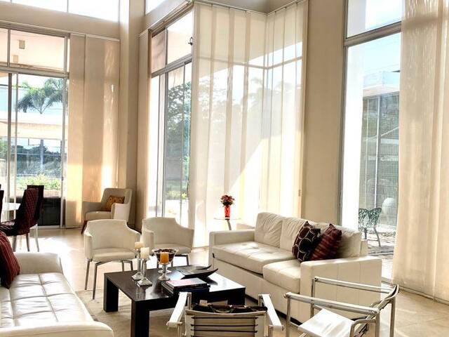 #1276 - Casa para Venta en Guayaquil - G
