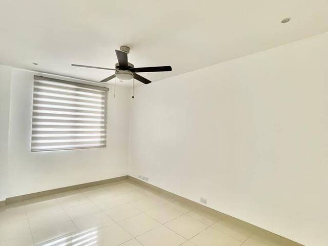 #1279 - Casa para Venta en Guayaquil - G