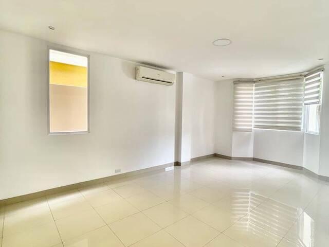 #1279 - Casa para Venta en Guayaquil - G