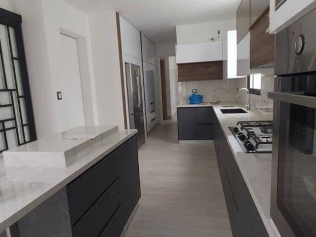 #1291 - Casa para Venta en Guayaquil - G