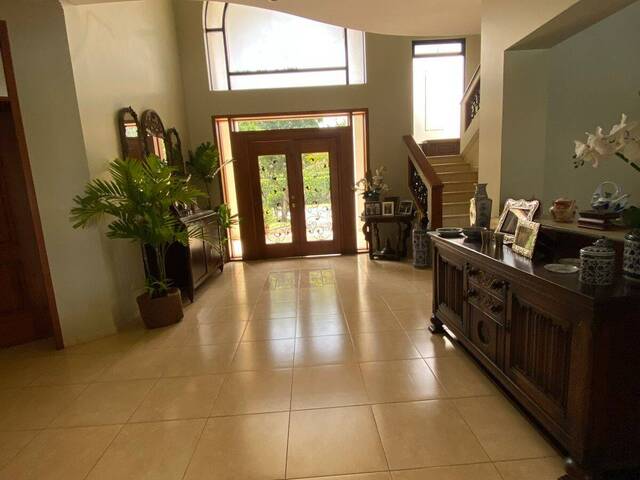 #1383 - Casa para Venta en Guayaquil - G