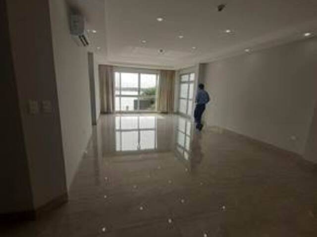 #1425 - Departamento para Venta en Guayaquil - G