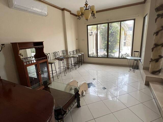 #1440 - Casa para Venta en Guayaquil - G - 3