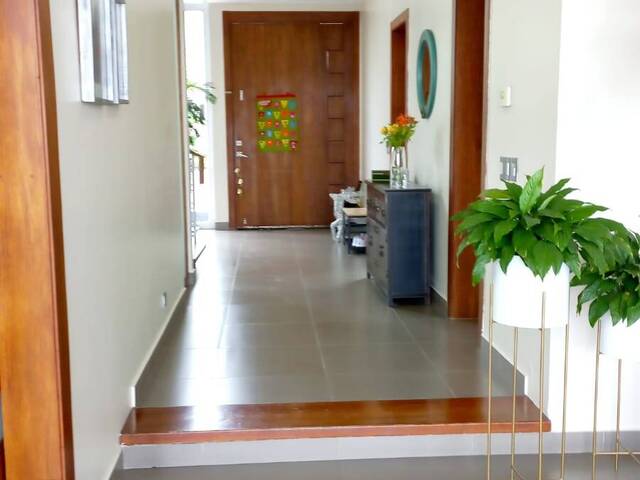 #1489 - Casa para Venta en Guayaquil - G - 2