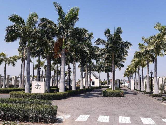 #1549 - Casa para Venta en Guayaquil - G - 2