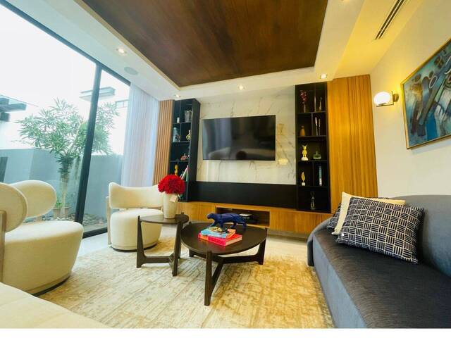 #1565 - Casa para Venta en Guayaquil - G - 2