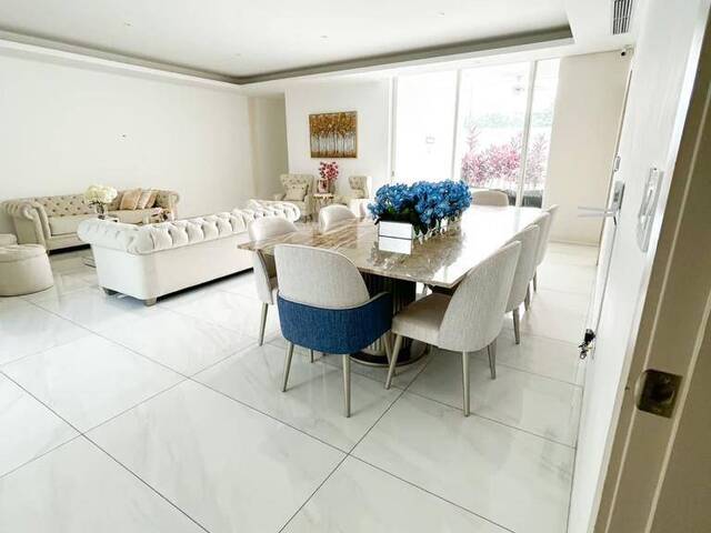 #1566 - Casa para Venta en Guayaquil - G - 3