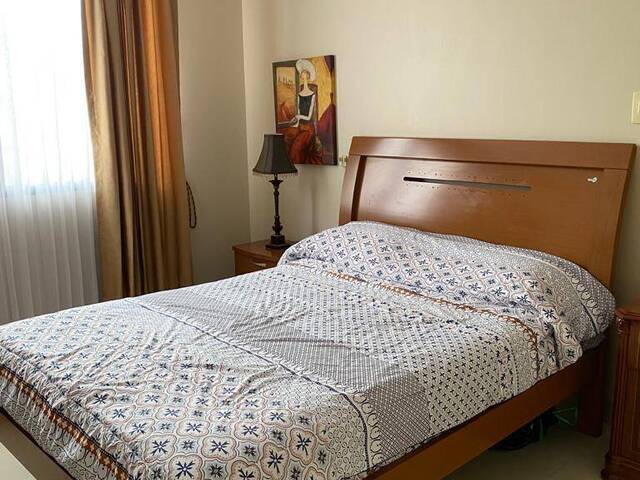 #1569 - Casa para Venta en Guayaquil - G - 2