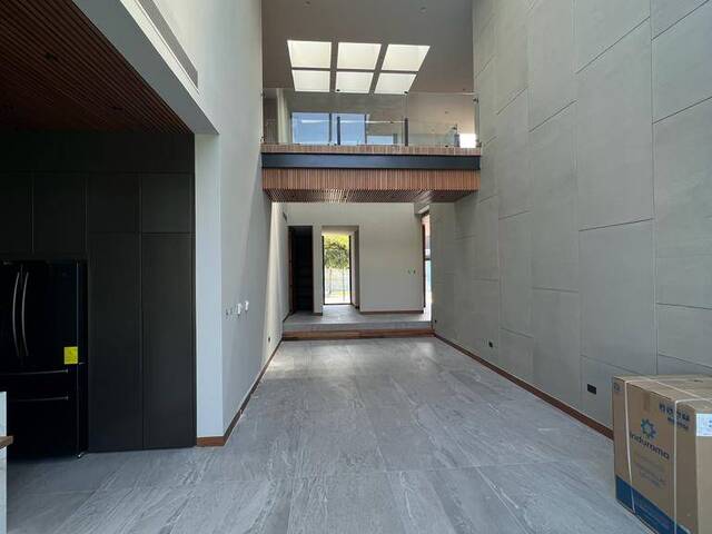 #1581 - Casa para Venta en Guayaquil - G - 2