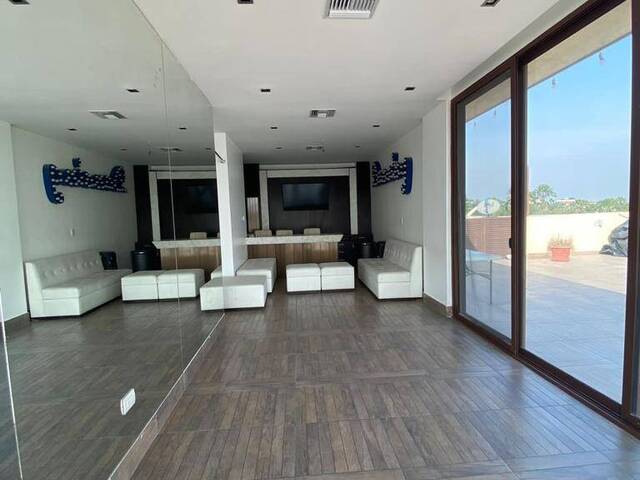 #1685 - Casa para Venta en Guayaquil - G