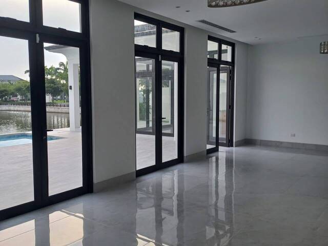 #1694 - Casa para Venta en Guayaquil - G