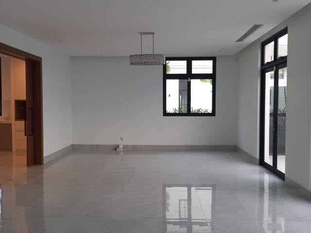 #1694 - Casa para Venta en Guayaquil - G