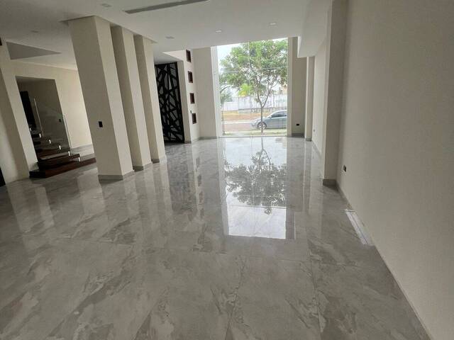 #1701 - Casa para Venta en Guayaquil - G - 1