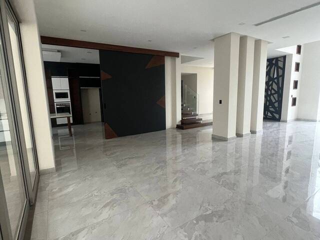 #1701 - Casa para Venta en Guayaquil - G