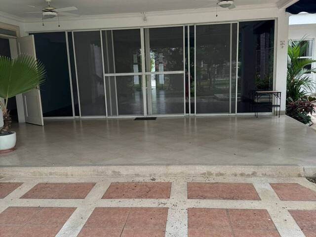 #1715 - Casa para Venta en Guayaquil - G - 3