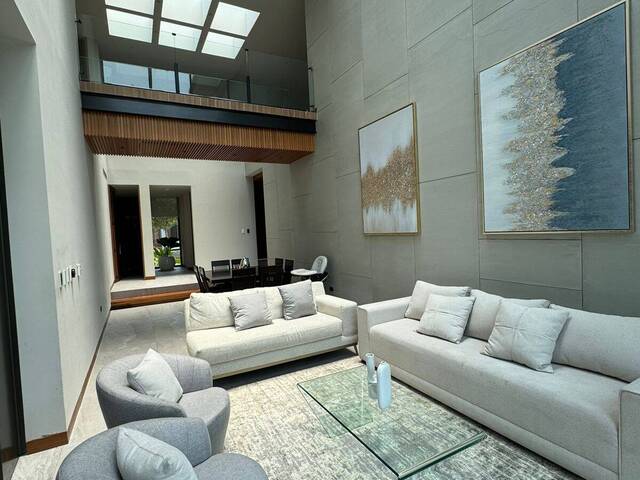 #1740 - Casa para Venta en Guayaquil - G