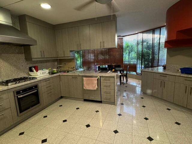 #1758 - Casa para Venta en Guayaquil - G