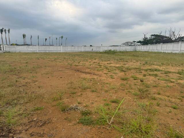 #1760 - Área para Venta en Guayaquil - G