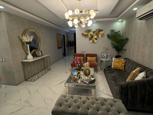 #1764 - Casa para Venta en Guayaquil - G