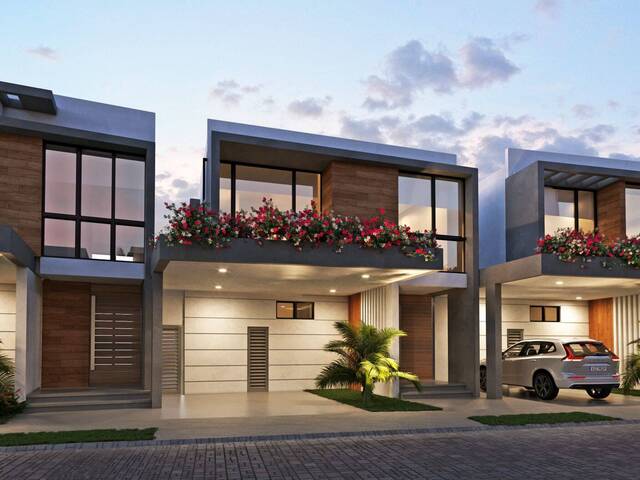#1765 - Casa para Venta en Guayaquil - G