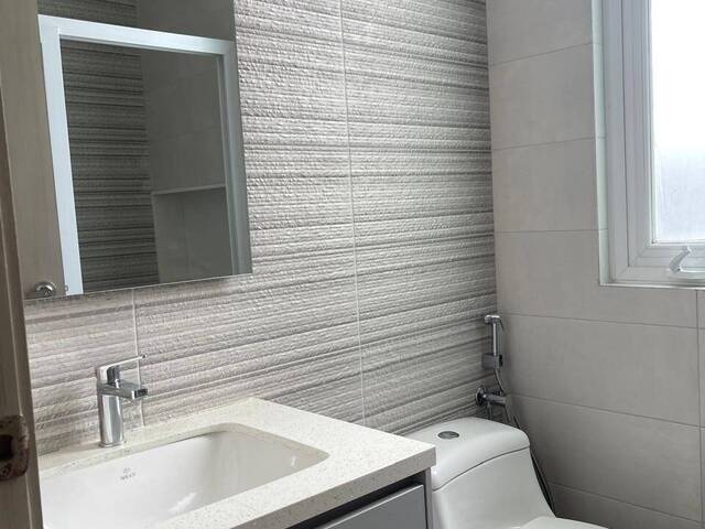 #1773 - Casa para Venta en Guayaquil - G