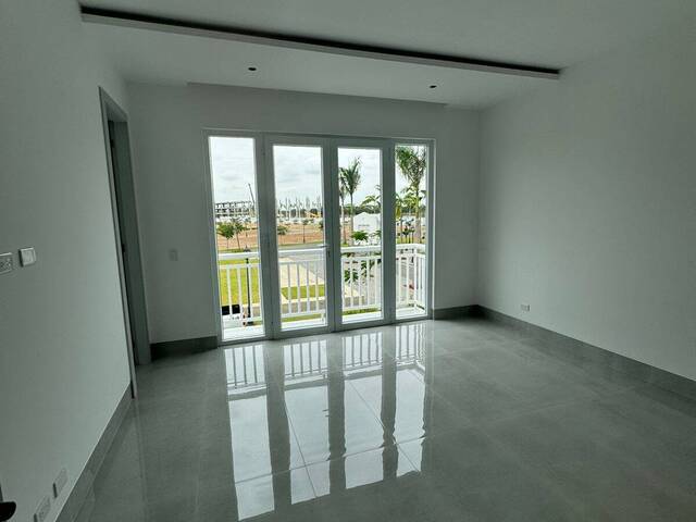 #1792 - Casa para Venta en Guayaquil - G