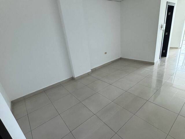 #1901 - Oficina para Venta en Guayaquil - G - 3