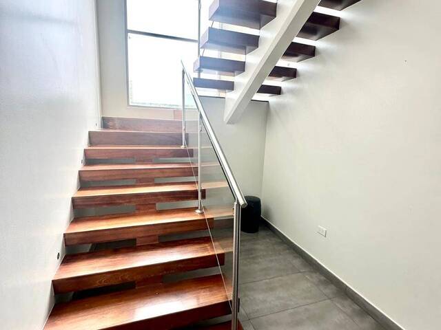 #1925 - Casa para Venta en Guayaquil - G - 3