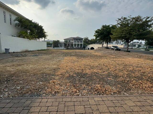 #1931 - Área para Venta en Guayaquil - G - 3