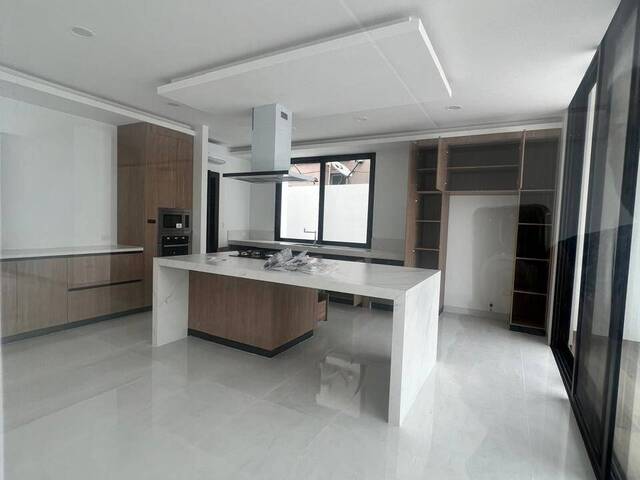 #1941 - Casa para Venta en Guayaquil - G - 3