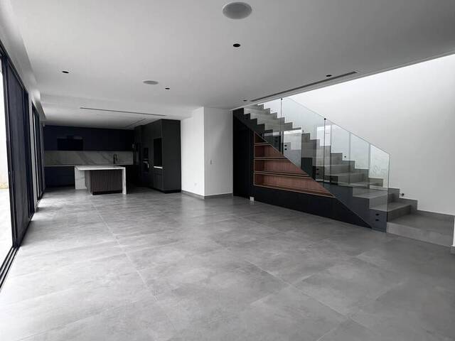 #1952 - Casa para Venta en Guayaquil - G - 3