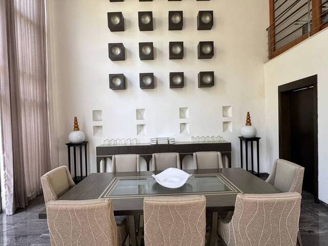 #1957 - Casa para Venta en Guayaquil - G - 2