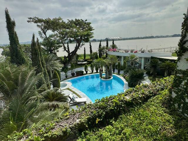 #1962 - Casa para Venta en Guayaquil - G - 1