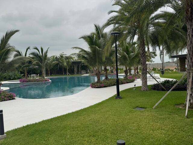 #1969 - Casa para Venta en Guayaquil - G - 2