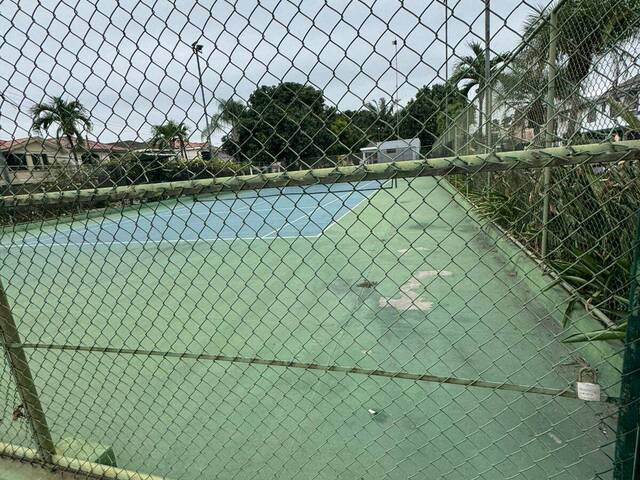 #1976 - Casa para Venta en Guayaquil - G - 1