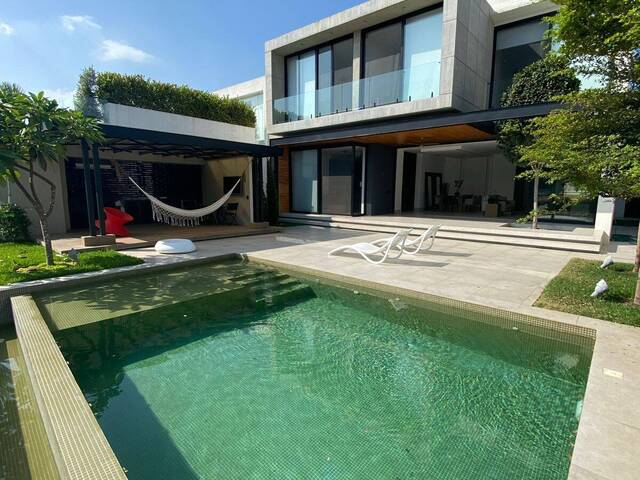 #1977 - Casa para Venta en Guayaquil - G - 2