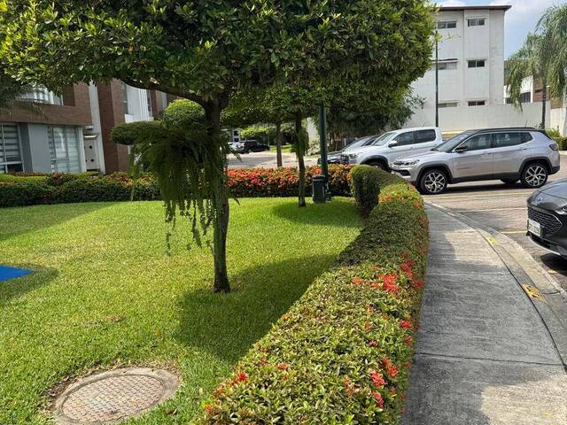 #2062 - Departamento para Venta en Guayaquil - G - 2