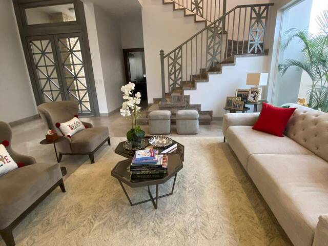 #2069 - Casa para Venta en Guayaquil - G - 2
